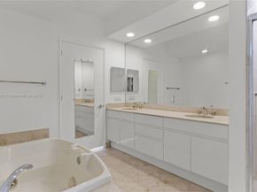 703 Crandon Blvd PH3, Key Biscayne FL 33149