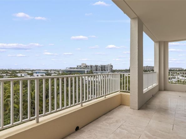 703 Crandon Blvd PH3, Key Biscayne FL 33149
