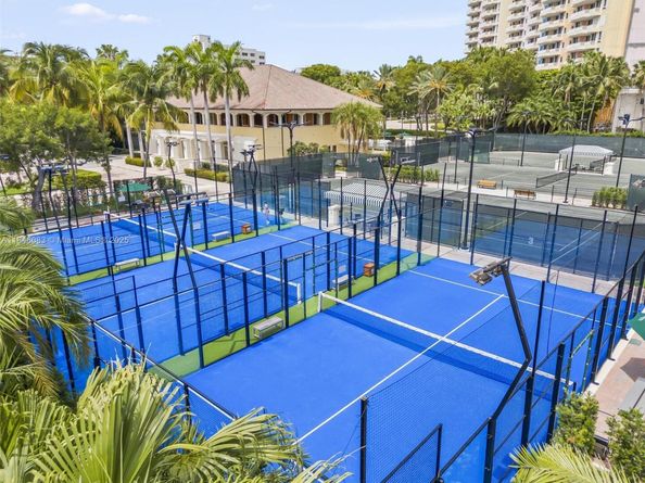 703 Crandon Blvd PH3, Key Biscayne FL 33149