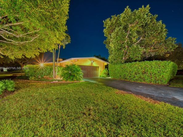 13400 SW 78th Ct, Pinecrest FL 33156