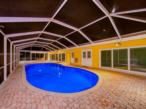 13400 SW 78th Ct, Pinecrest FL 33156