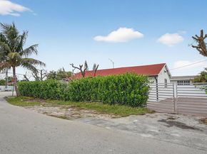 2845 SW 67th Ave, Miami FL 33155