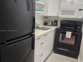 750 Collins Ave 201, Miami Beach FL 33139