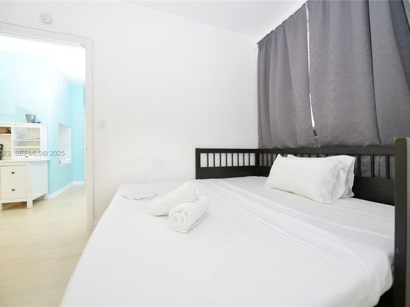 750 Collins Ave 201, Miami Beach FL 33139