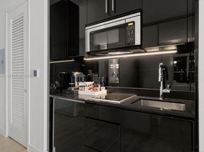 2201 Collins Ave 532, Miami Beach FL 33139