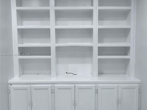 2560 Calamondin Cir, Coconut Creek FL 33063