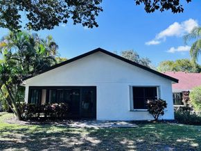 2560 Calamondin Cir, Coconut Creek FL 33063