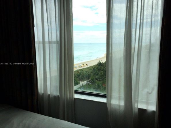 6345 Collins Ave 937, Miami Beach FL 33141