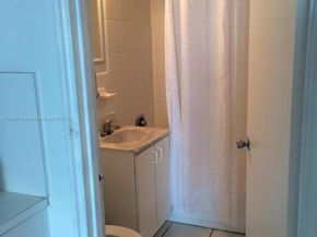 6345 Collins Ave 937, Miami Beach FL 33141