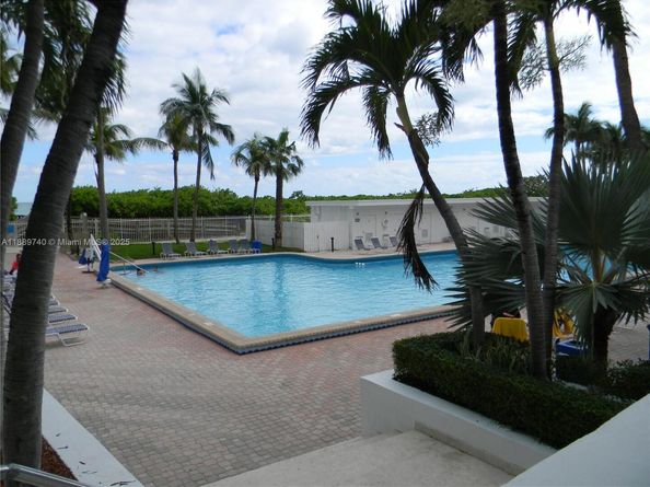 6345 Collins Ave 937, Miami Beach FL 33141