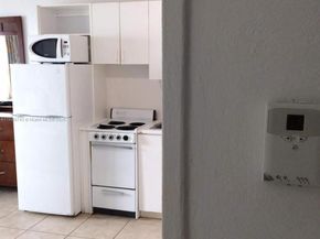 6345 Collins Ave 937, Miami Beach FL 33141