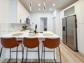 794 NW 44th St, Miami FL 33127