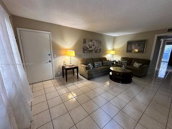 251 SW 134th Way