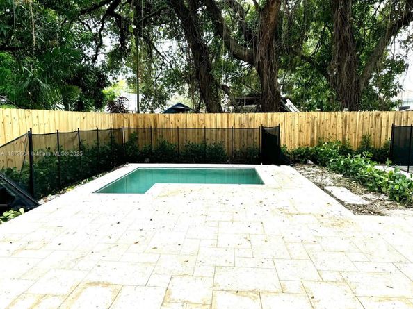 5728 NW 5th Court TH-1, Miami FL 33127