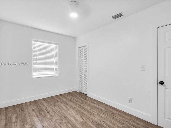 1050 Superior St, Opa-Locka FL 33054