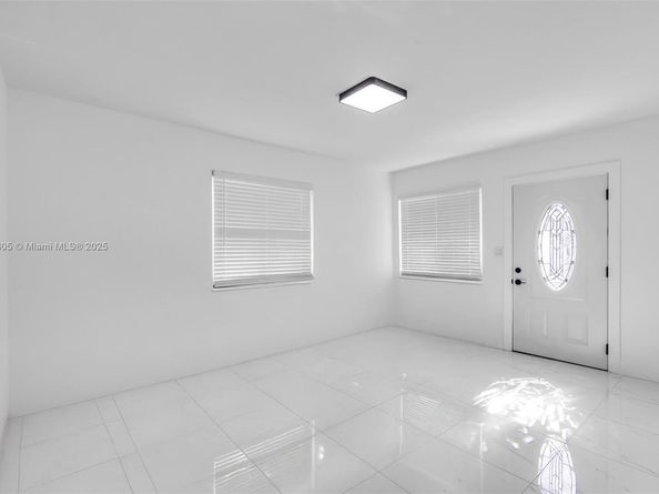 1050 Superior St, Opa-Locka FL 33054