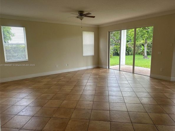 17098 SW 16th St, Pembroke Pines FL 33027