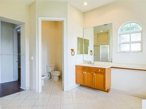 17098 SW 16th St, Pembroke Pines FL 33027