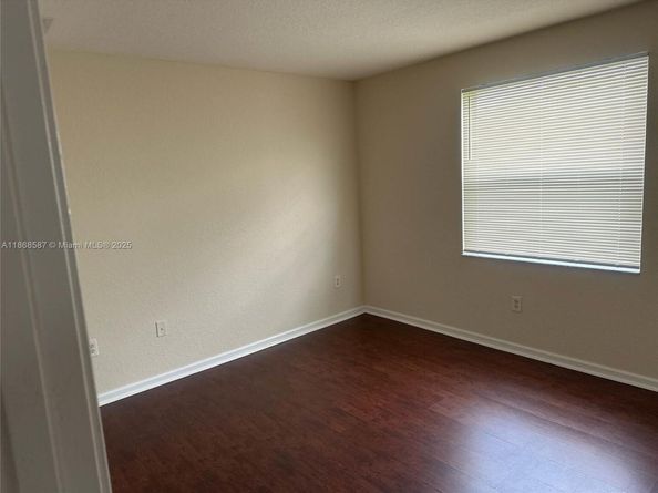 17098 SW 16th St, Pembroke Pines FL 33027