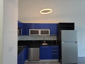 253 NE 2nd St 324, Miami FL 33132