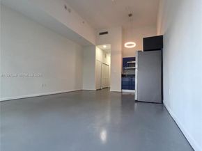 253 NE 2nd St 324, Miami FL 33132