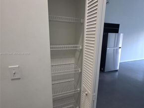 253 NE 2nd St 324, Miami FL 33132