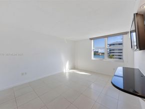 10350 W Bay Harbor Dr 5E, Bay Harbor Islands FL 33154