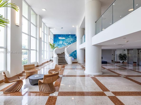 10350 W Bay Harbor Dr 5E, Bay Harbor Islands FL 33154