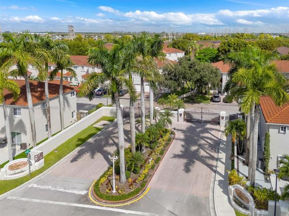 12661 SW 143rd Ln 12661, Miami FL 33186