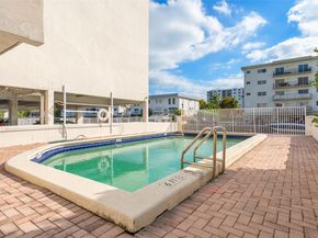 3716 NE 168th St 302, North Miami Beach FL 33160