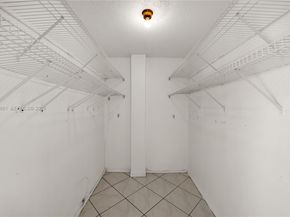 3550 NE 169th St 112, North Miami Beach FL 33160