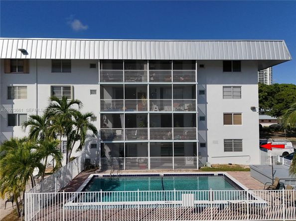 3550 NE 169th St 112, North Miami Beach FL 33160