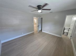 1015 NE 17th Ct, Fort Lauderdale FL 33305