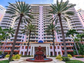 785 Crandon Blvd 302, Key Biscayne FL 33149