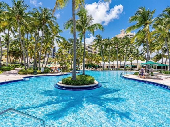 785 Crandon Blvd 302, Key Biscayne FL 33149