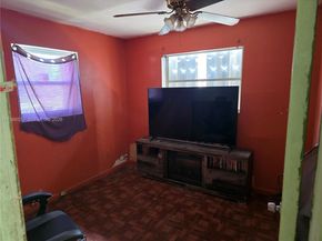 2941 NW 210th Ter, Miami Gardens FL 33056