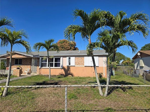 2941 NW 210th Ter, Miami Gardens FL 33056