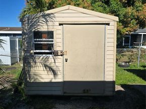 2941 NW 210th Ter, Miami Gardens FL 33056