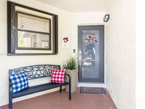 220 SW 113th Ter, Pembroke Pines FL 33025