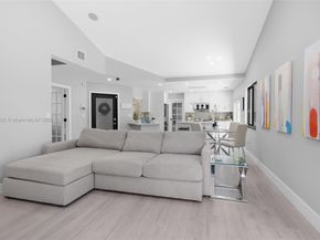 220 SW 113th Ter, Pembroke Pines FL 33025