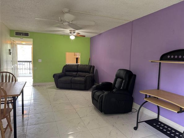 3090 Holiday Springs Blvd 206, Margate FL 33063