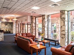 3090 Holiday Springs Blvd 206, Margate FL 33063