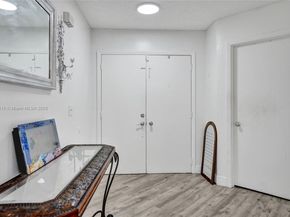 236 Par Dr, Royal Palm Beach FL 33411