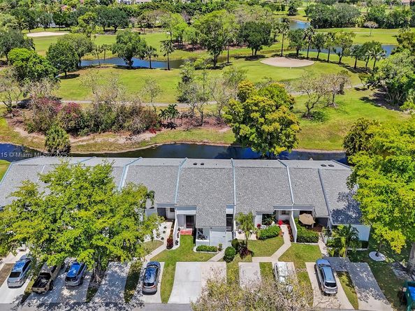 236 Par Dr, Royal Palm Beach FL 33411