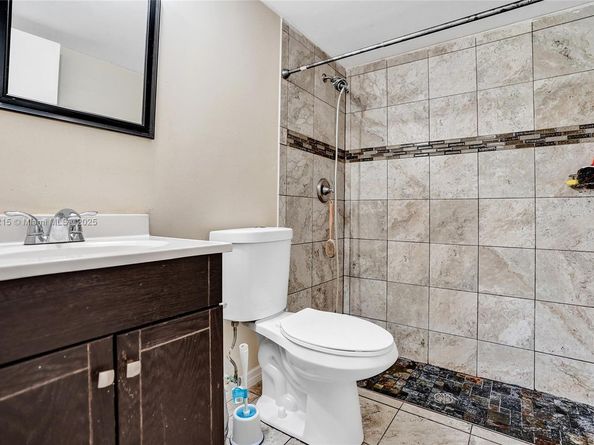236 Par Dr, Royal Palm Beach FL 33411