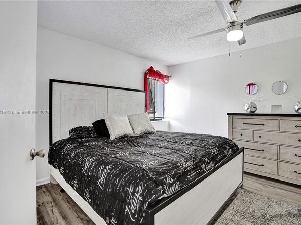 236 Par Dr, Royal Palm Beach FL 33411