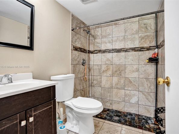 236 Par Dr, Royal Palm Beach FL 33411