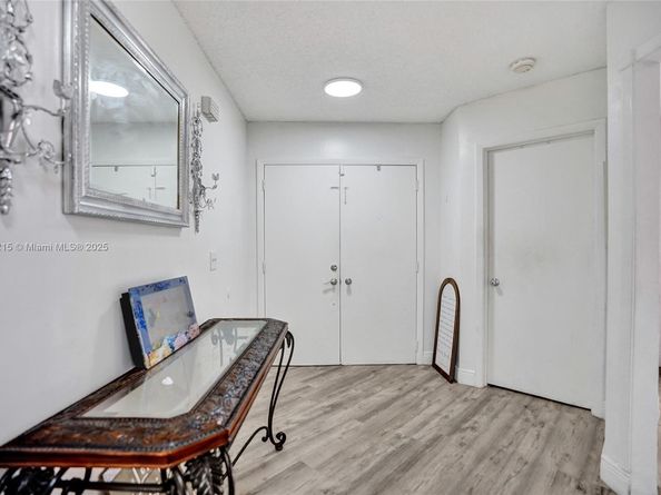 236 Par Dr, Royal Palm Beach FL 33411