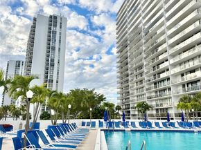 3701 N Country Club Dr 2205, Aventura FL 33180