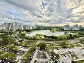 3701 N Country Club Dr 2205, Aventura FL 33180